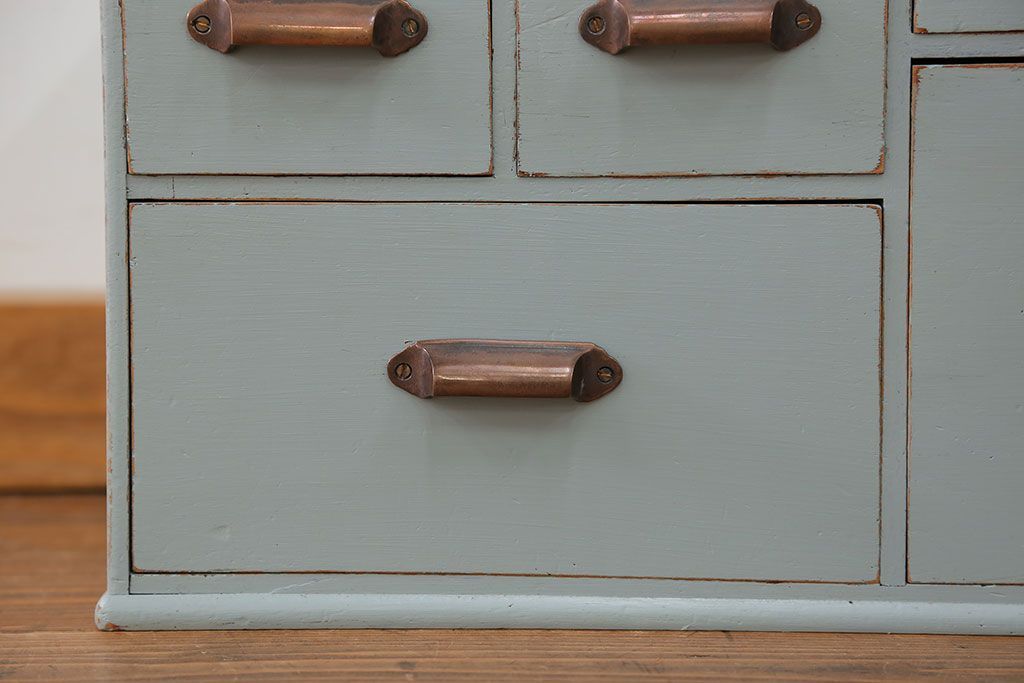 アンティーク家具　アンティークペイント 上蓋付き 5杯小引き出し