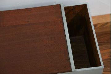 アンティーク家具　アンティークペイント 上蓋付き 5杯小引き出し