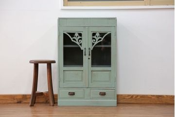 アンティーク家具　アンティークペイント 小振りなブックケース(本箱、収納棚)