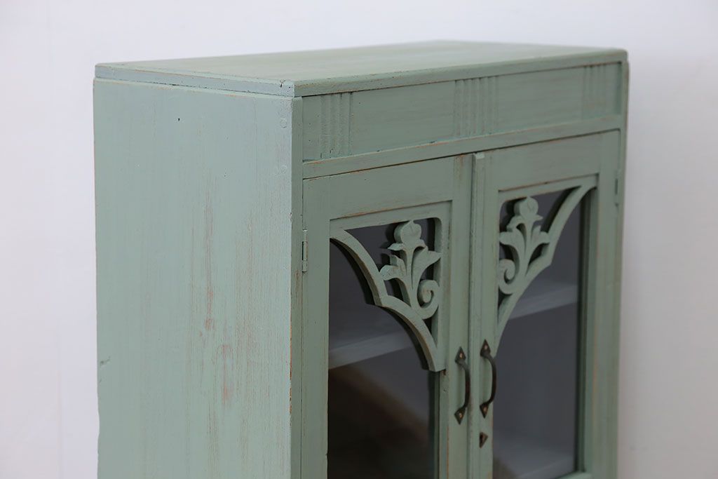 アンティーク家具　アンティークペイント 小振りなブックケース(本箱、収納棚)