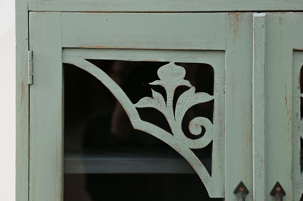 アンティーク家具　アンティークペイント 小振りなブックケース(本箱、収納棚)