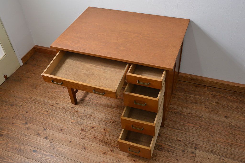 レトロ家具　昭和レトロ シンプルな片袖机(作業台、テーブル)