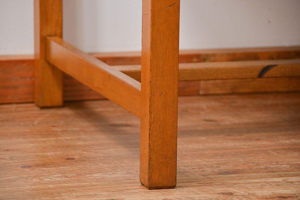 レトロ家具　昭和レトロ シンプルな片袖机(作業台、テーブル)