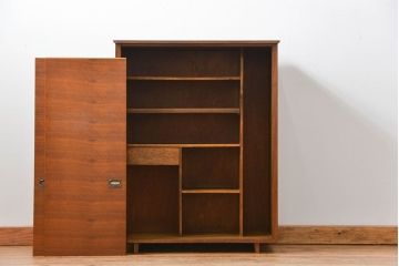 レトロ家具　アンティーク 1960年代 ミッドセンチュリーレトロな下駄箱(靴箱)