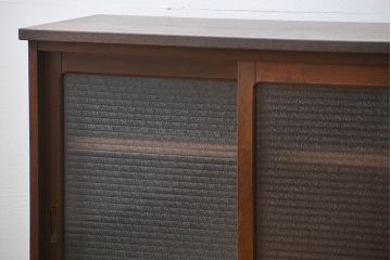 アンティーク家具　銀モールガラス入りのアンティーク収納棚(キャビネット、戸棚)