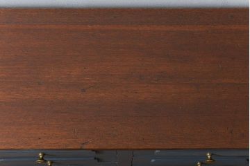 アンティーク家具　アンティークペイント 16杯引き出しの脚付きチェスト(小物整理、ドロワー)