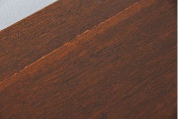 アンティーク家具　アンティークペイント 16杯引き出しの脚付きチェスト(小物整理、ドロワー)