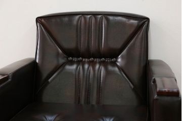 レトロ家具　昭和レトロ 1970年代 合皮製の1人掛けソファ(シングルソファ)(1)