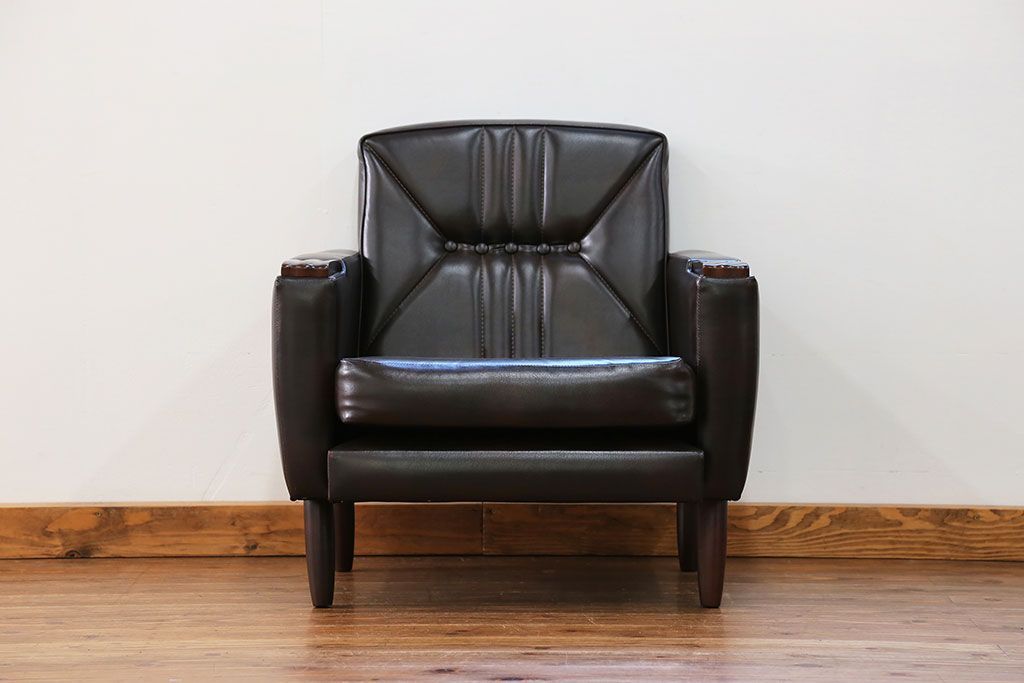 レトロ家具　昭和レトロ 1970年代 合皮製の1人掛けソファ(シングルソファ)(2)