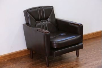 レトロ家具　昭和レトロ 1970年代 合皮製の1人掛けソファ(シングルソファ)(2)