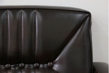 レトロ家具　昭和レトロ 1970年代 合皮製の1人掛けソファ(シングルソファ)(2)