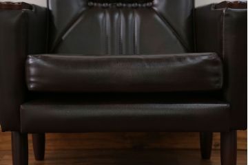 レトロ家具　昭和レトロ 1970年代 合皮製の1人掛けソファ(シングルソファ)(2)