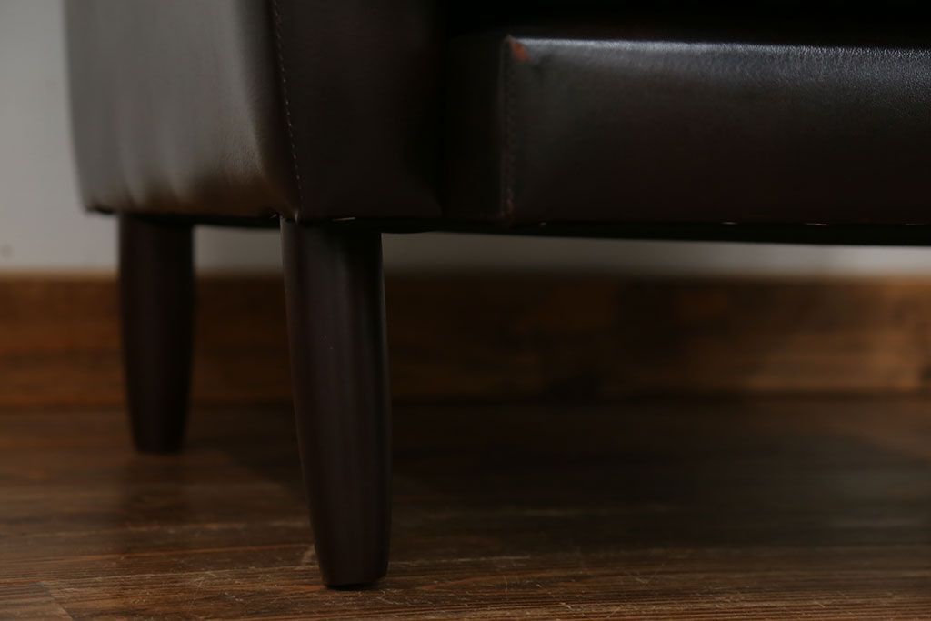 レトロ家具　昭和レトロ 1970年代 合皮製の1人掛けソファ(シングルソファ)(2)