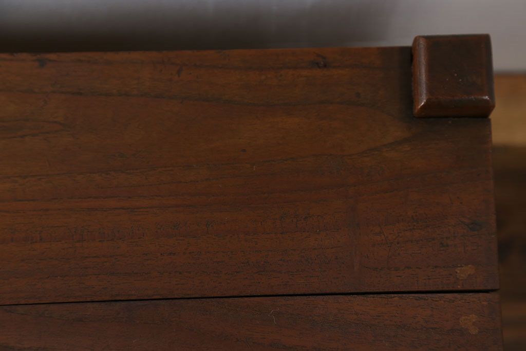 アンティーク家具　アンティーク ダイヤガラス入りの置き床(置床、ローボード、テレビボード)