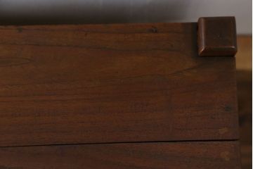 アンティーク家具　アンティーク ダイヤガラス入りの置き床(置床、ローボード、テレビボード)