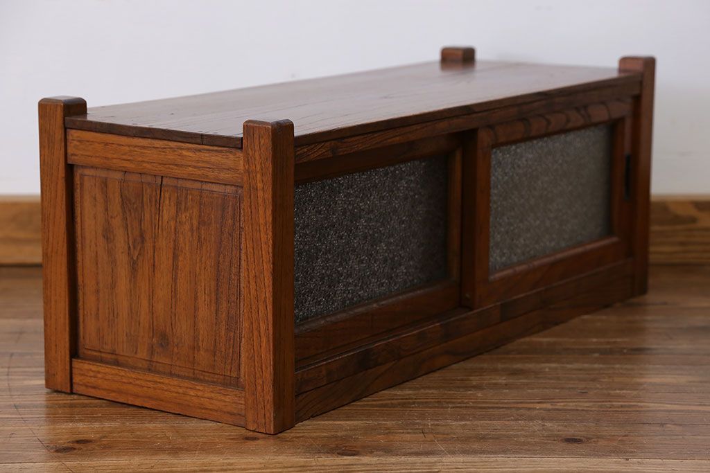 アンティーク家具　アンティーク ダイヤガラス入りの置き床(置床、ローボード、テレビボード)