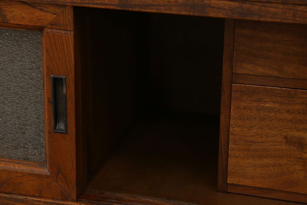 アンティーク家具　アンティーク ダイヤガラス入りの置き床(置床、ローボード、テレビボード)