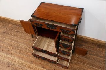 アンティーク家具　三方欅 木工作家 手打ち金具 佐渡帳場箪笥(船箪笥)