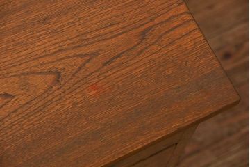 アンティーク家具　アンティーク 古いナラ材の重厚な片袖机(デスク)