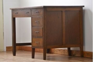 アンティーク家具　アンティーク 古いナラ材の重厚な片袖机(デスク)