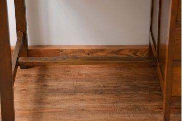 アンティーク家具　アンティーク 古いナラ材の重厚な片袖机(デスク)