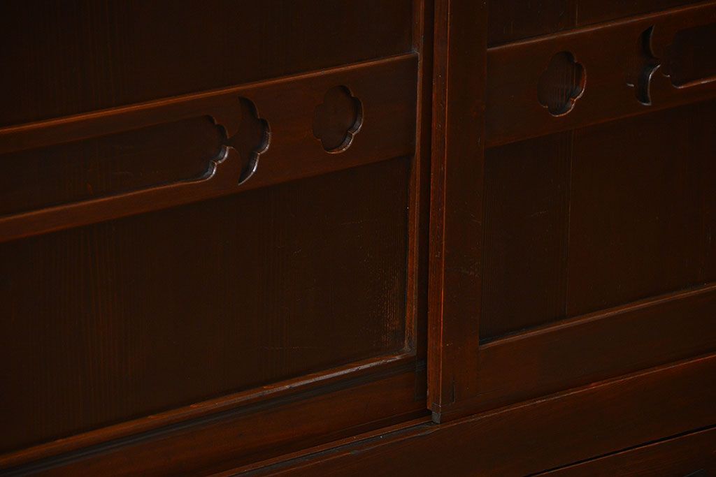 アンティーク家具　古民具・骨董 モダンな板戸!水屋箪笥サイドボード(和風収納棚)