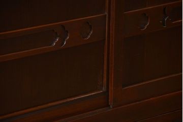 アンティーク家具　古民具・骨董 モダンな板戸!水屋箪笥サイドボード(和風収納棚)