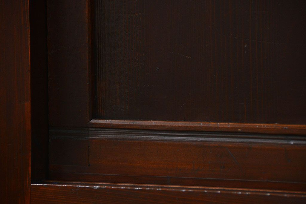 アンティーク家具　古民具・骨董 モダンな板戸!水屋箪笥サイドボード(和風収納棚)