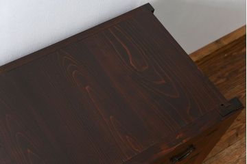 アンティーク家具　アンティーク 昇り引き出し付きの収納箪笥サイドボード(水屋箪笥)