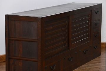 アンティーク家具　アンティーク 昇り引き出し付きの収納箪笥サイドボード(水屋箪笥)