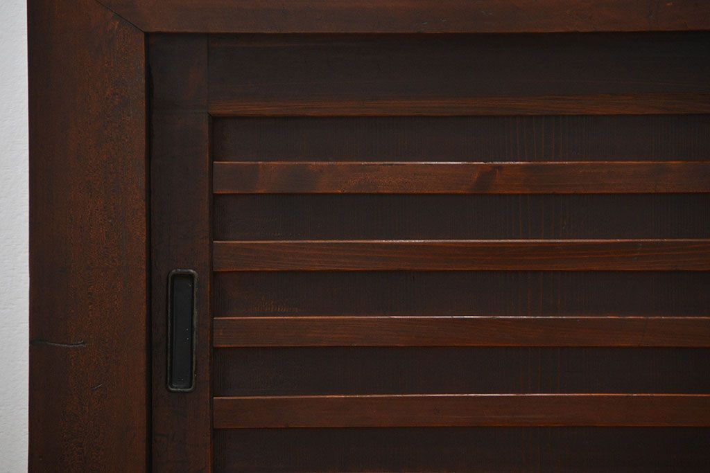 アンティーク家具　アンティーク 昇り引き出し付きの収納箪笥サイドボード(水屋箪笥)