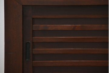 アンティーク家具　アンティーク 昇り引き出し付きの収納箪笥サイドボード(水屋箪笥)