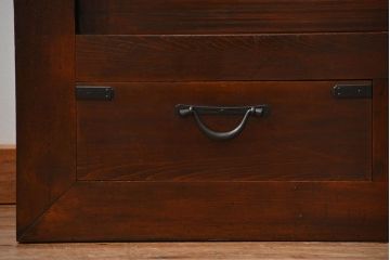 アンティーク家具　アンティーク 昇り引き出し付きの収納箪笥サイドボード(水屋箪笥)