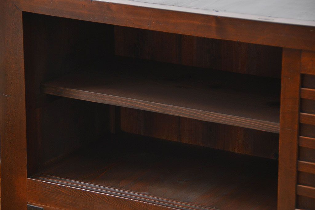 アンティーク家具　アンティーク 昇り引き出し付きの収納箪笥サイドボード(水屋箪笥)