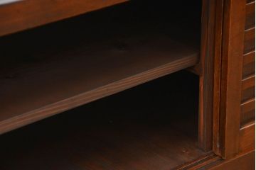 アンティーク家具　アンティーク 昇り引き出し付きの収納箪笥サイドボード(水屋箪笥)