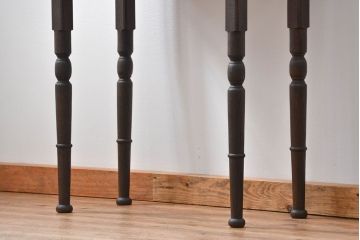アンティーク家具　大正ロマン 古い栗材の高脚サイドテーブル (コンソールテーブル)