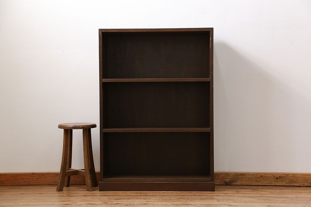 アンティーク家具　アンティーク 古い木のシンプルな本棚(飾り棚)