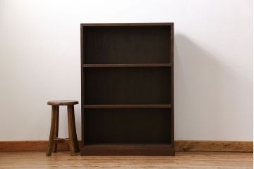 アンティーク家具　アンティーク 古い木のシンプルな本棚(飾り棚)