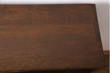 アンティーク家具　アンティーク 古い木のシンプルな本棚(飾り棚)