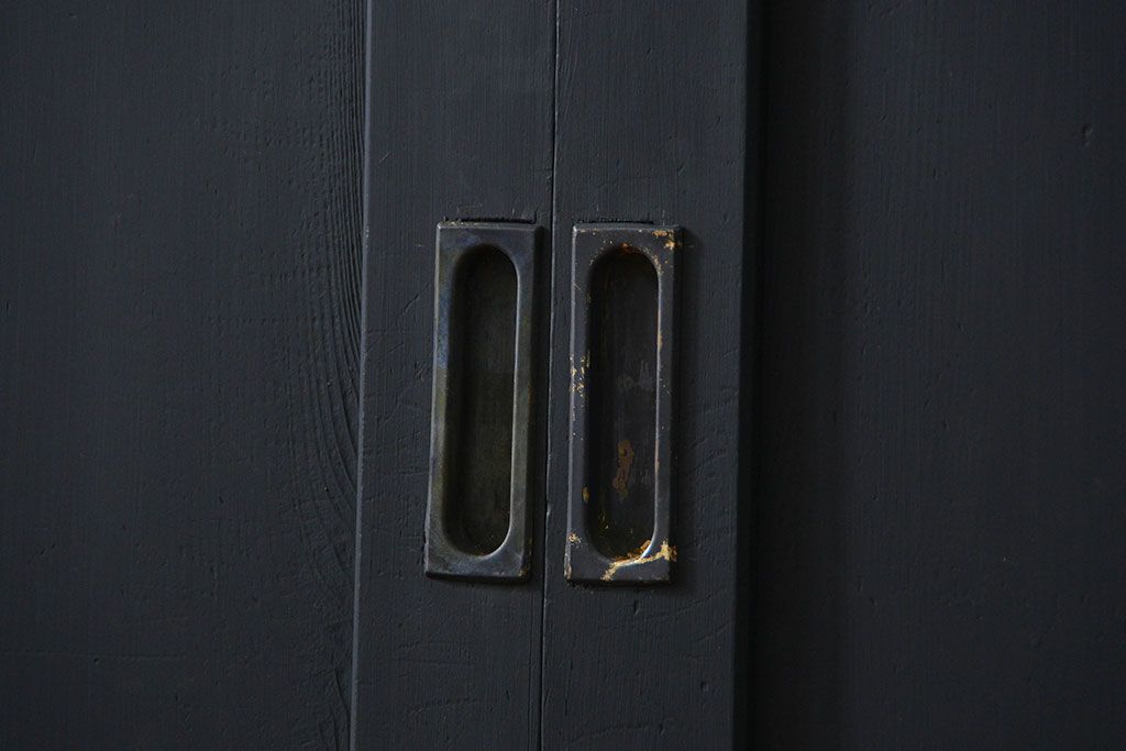 古民具・骨董 艶消しブラック塗装の和モダン時代帯戸4枚セット (時代板戸、引き戸)