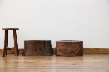 アンティーク雑貨　アンティーク 古い刳り貫き桐火鉢2個セット(鉢カバー)