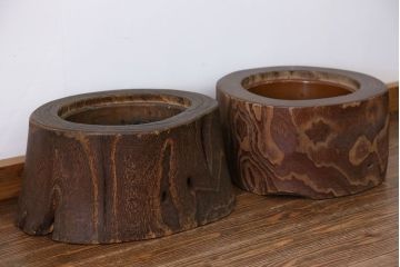 アンティーク雑貨　アンティーク 古い刳り貫き桐火鉢2個セット(鉢カバー)