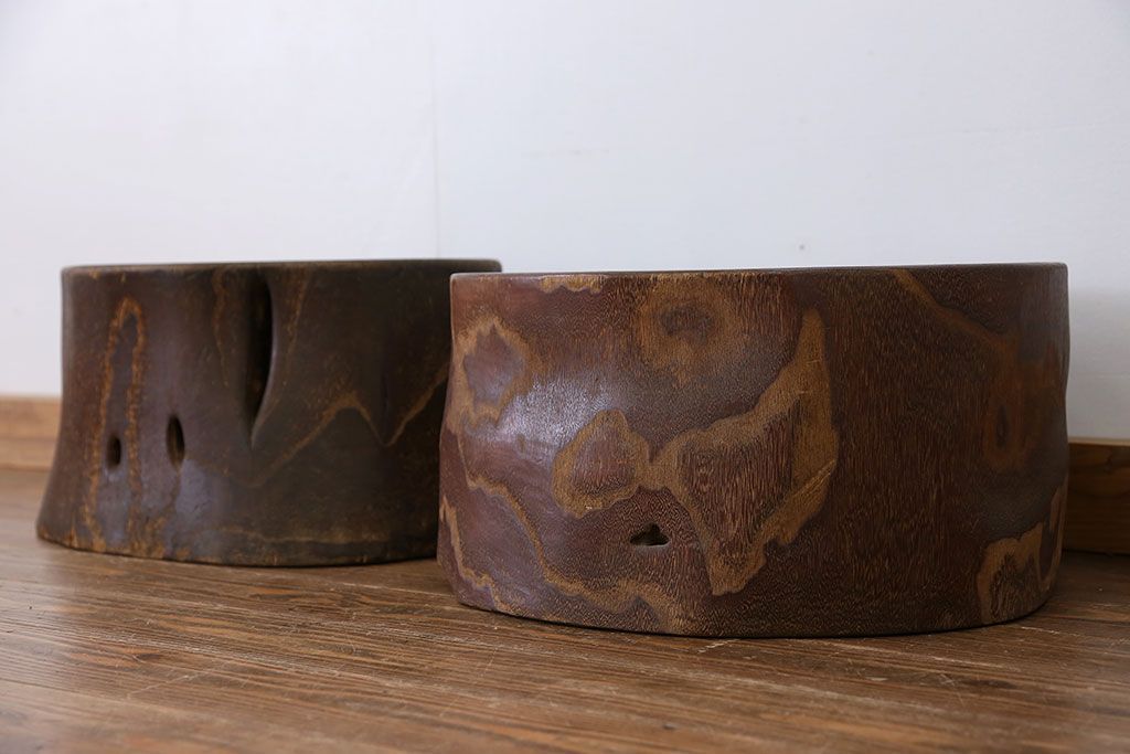 アンティーク雑貨　アンティーク 古い刳り貫き桐火鉢2個セット(鉢カバー)