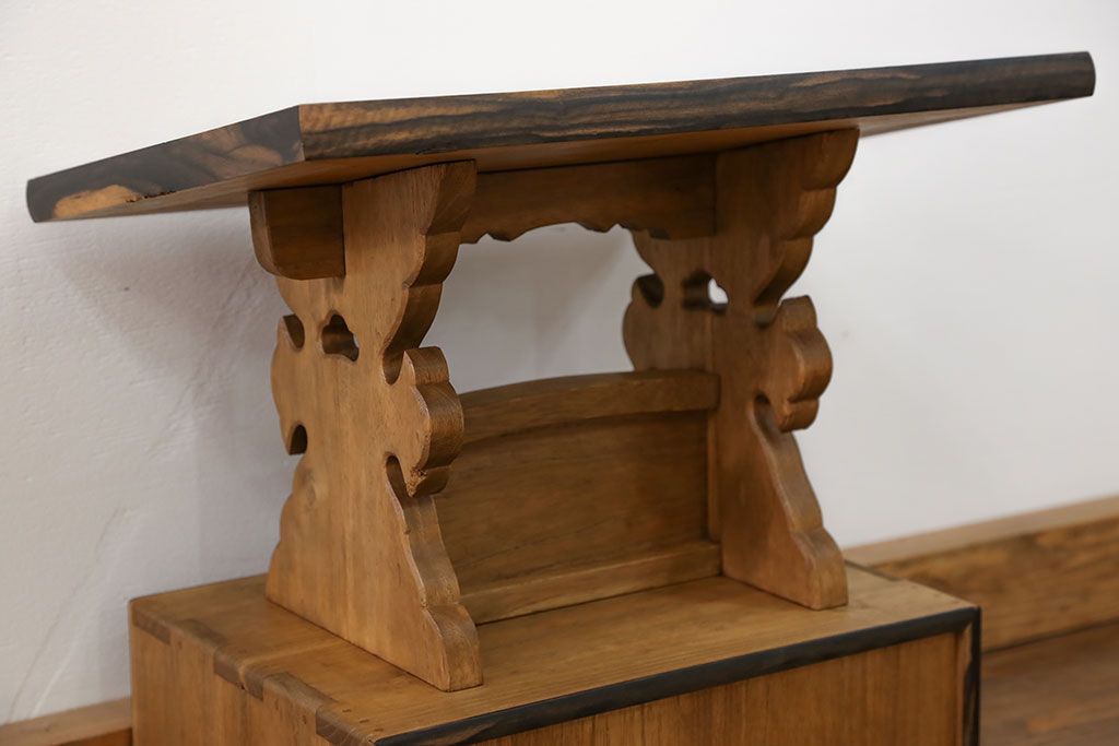 古民具・骨董 古い桐材と黒柿材の見台