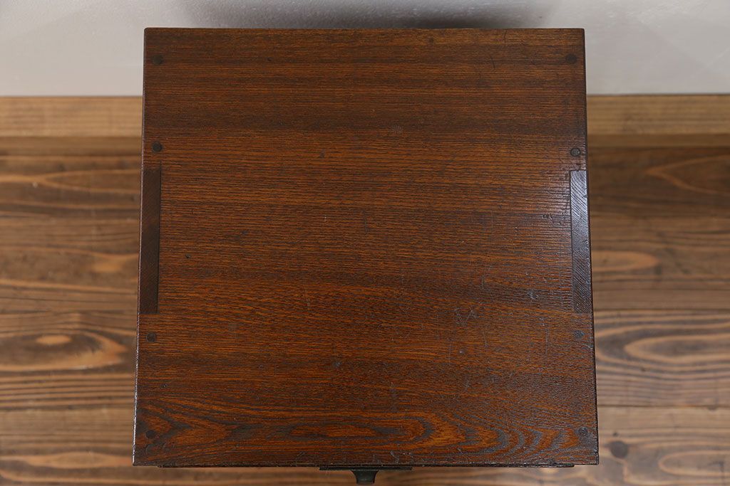 アンティーク家具　アンティーク 古い栓材のネームプレート付き6杯小引き出し(ネームプレート付き、小物収納)