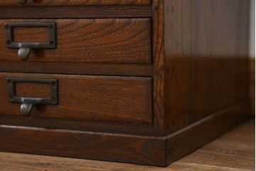 アンティーク家具　アンティーク 古い栓材のネームプレート付き6杯小引き出し(ネームプレート付き、小物収納)