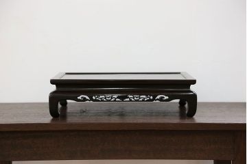 アンティーク雑貨　古民具・骨董 古い唐木製の花台(平台)