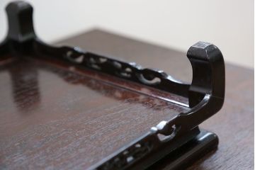 アンティーク雑貨　古民具・骨董 古い唐木製の花台(平台)