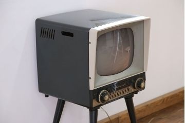 アンティーク雑貨　昭和レトロ ジャンク品 ナショナル製 アンティークテレビ