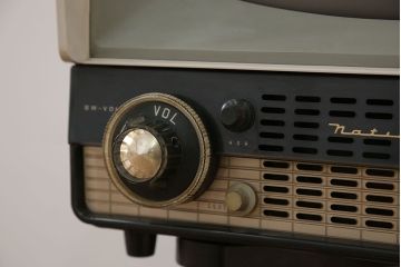 アンティーク雑貨　昭和レトロ ジャンク品 ナショナル製 アンティークテレビ